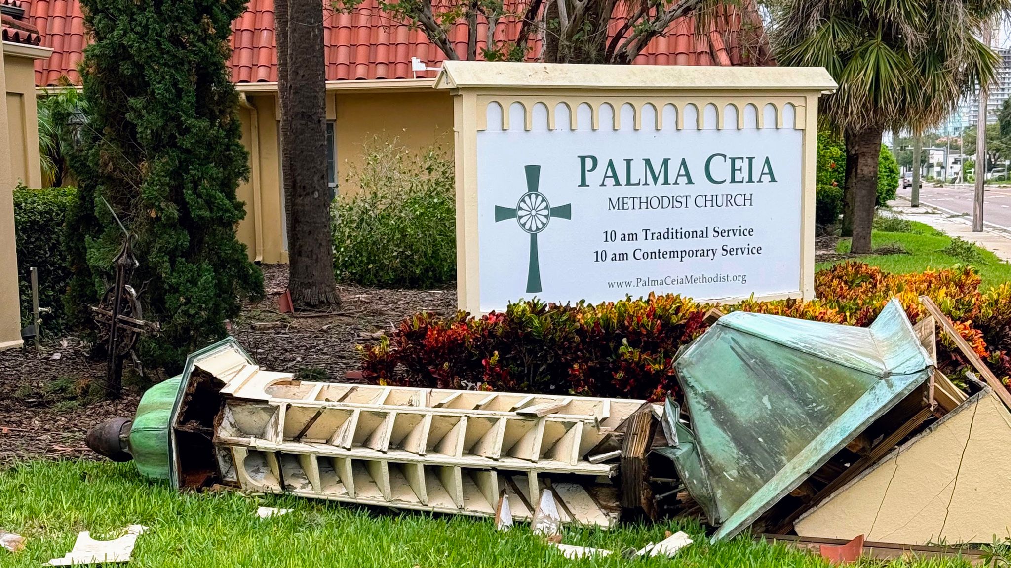 South Tampa church installs new steeple nearly two years after Hurricane Milton — WFTS ABC Action News Tampa, Safety Harbor Government news