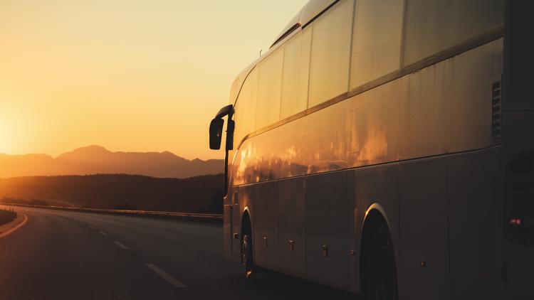 Sawyer Hill postpones remaining US concerts after fatal tour bus crash — WTSP Entertainment Tampa Bay, Safety Harbor Arts news