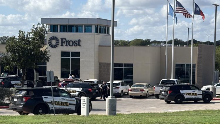 Elderly couple robbed outside Frost Bank in northwest San Antonio, police say suspect(s) at large — KENS 5 (San Antonio), Safety Harbor Community news