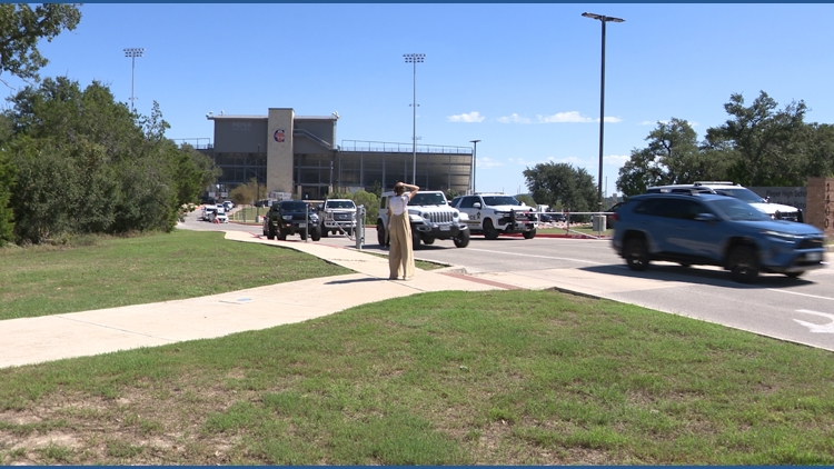 Parents rush to Pieper High School during lockdown; two teens taken into custody — KENS 5 (San Antonio), Safety Harbor Schools news
