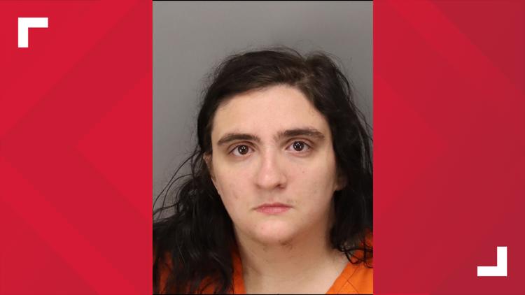 Police say elderly victim ate cabbage leaves as St. Pete woman faces neglect charge — WTSP 10 Tampa Bay