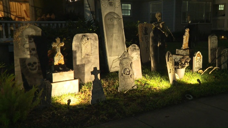 Tampa Bay families balance Halloween traditions with higher costs — Safety Harbor Community news