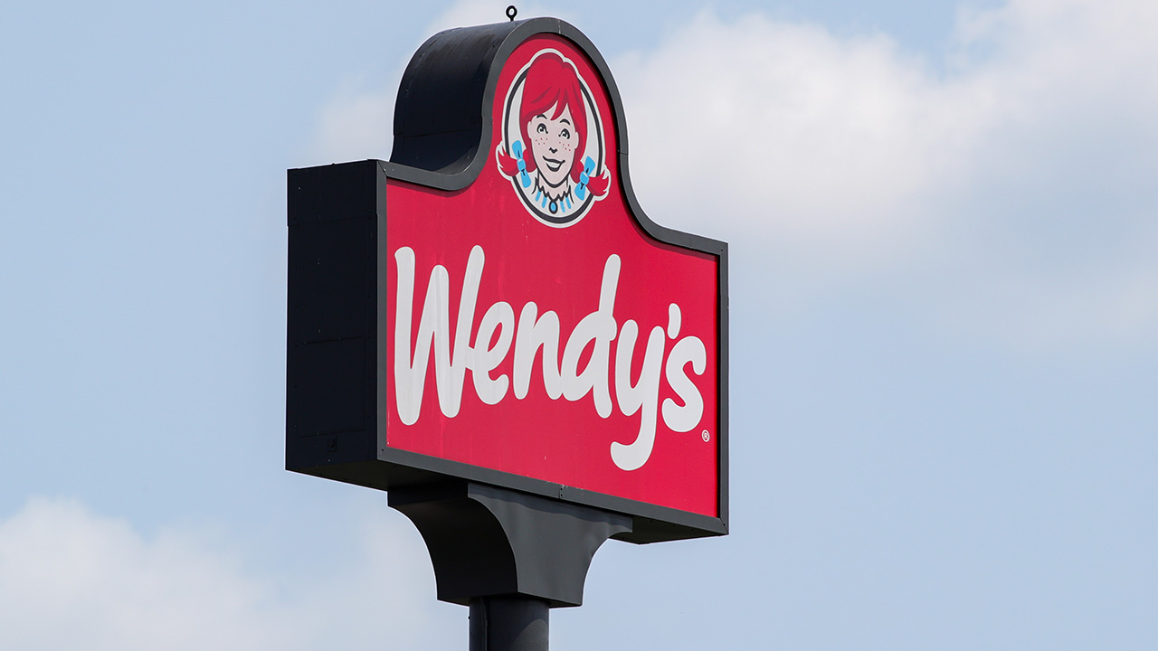 Wendy’s gets $1.4 billion offer to buy the fast-food chain — Safety Harbor Dining news